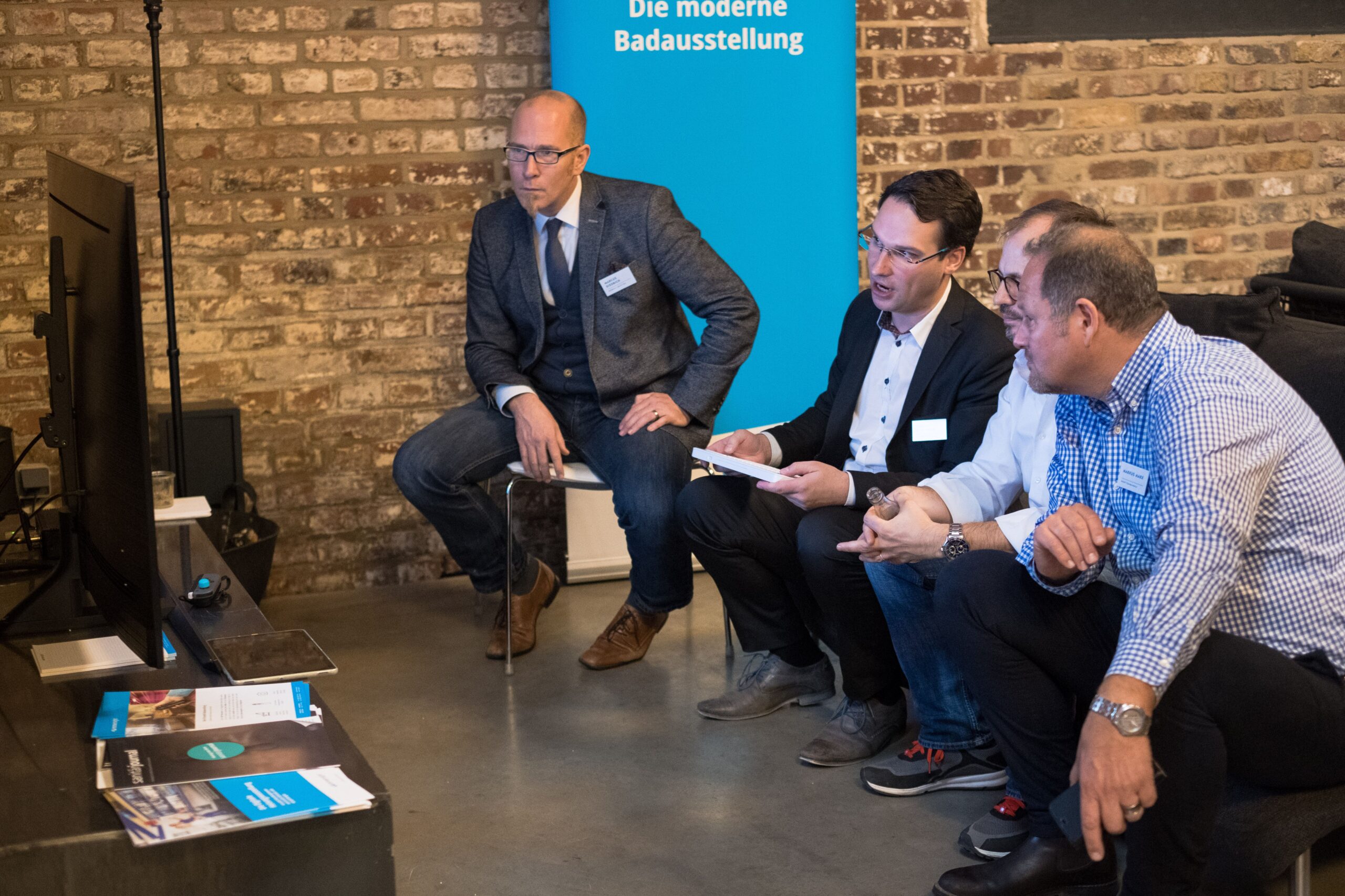 optimal ausgestattet mit der digitalen ausstellung scaled
